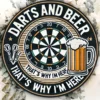 Plaque ronde métal vintage fléchettes et bière 20cm, décoration murale bar rétro.